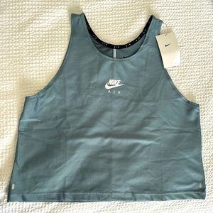 Nike women’s running tank